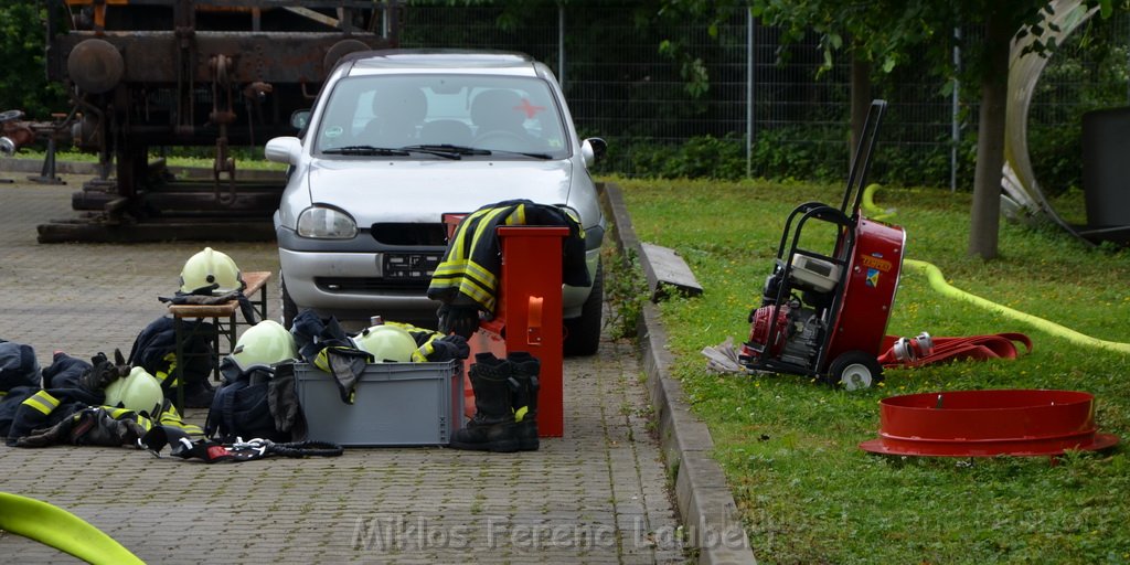 Tag der Offenen Tuer BF Koeln Weidenpesch Scheibenstr P155.JPG